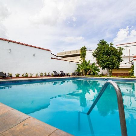 Hotel Colon Merida Exterior photo