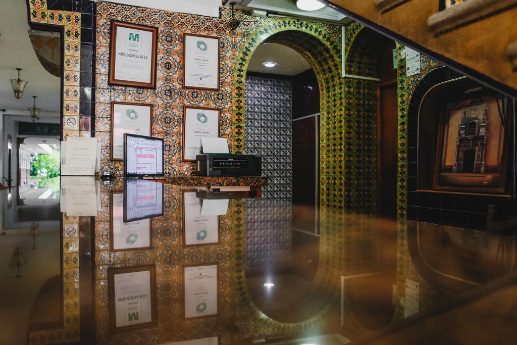 Hotel Colon Merida Exterior photo